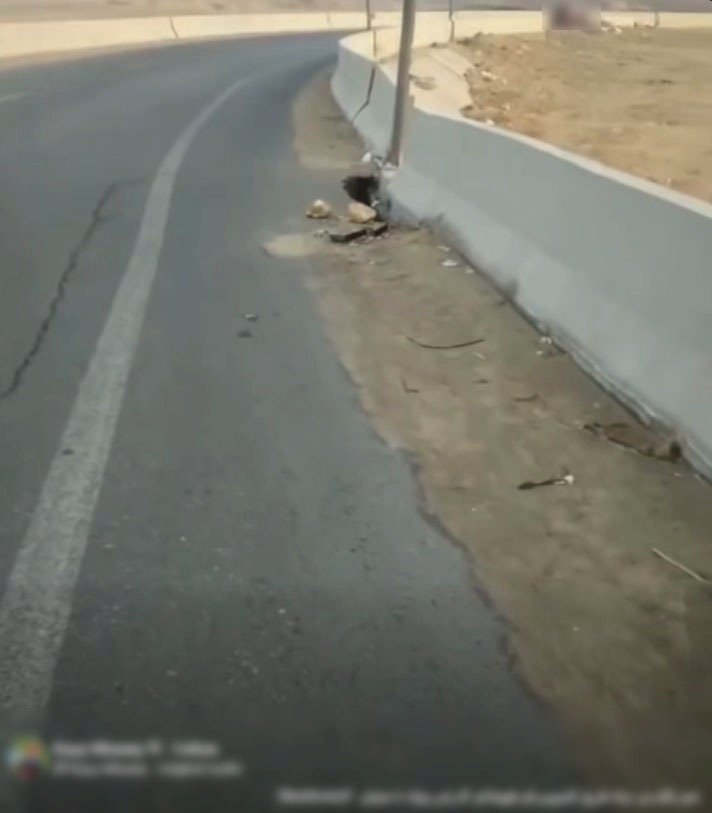 حقيقة فيديو هبوط أرضى بطبقة الأسفلت الملاصق لسور أحد الكبارى بطريق السويس بالقاهرة