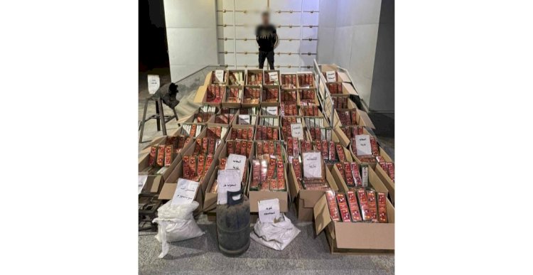 ضبط تاجر بحوزته 800 ألف قطعة ألعاب نارية بالفيوم