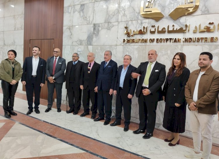 د. علاء عبد المجيد رئيسًا لغرفة الرعاية الصحية وخالد سمير وغادة الجنزوري وكيلان