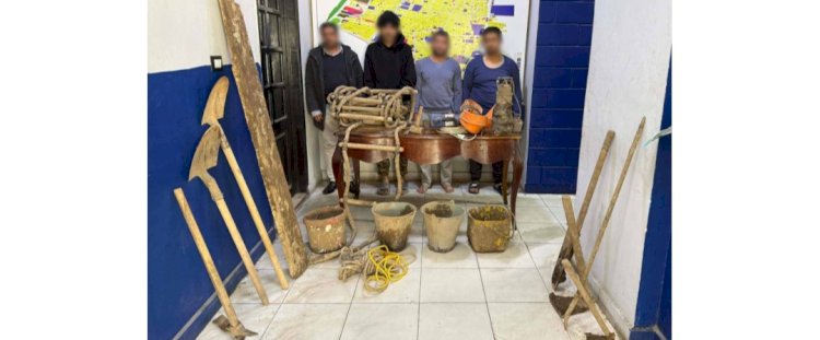 ضبط 4 أشخاص لقيامهم بالتنقيب  عن الآثار بالقاهرة