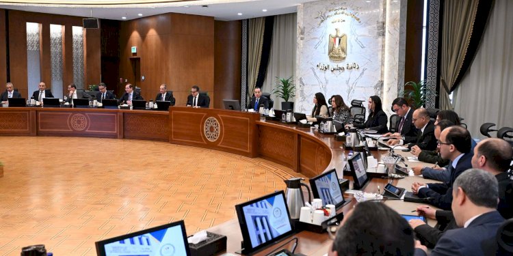 رئيس الوزراء يترأس اجتماع العدالة الاجتماعية