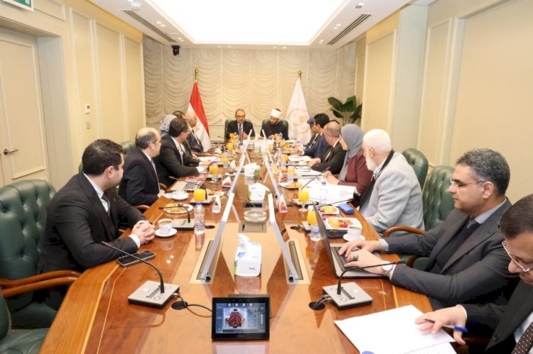 وزير الأوقاف يستقبل وزير قطاع الأعمال العام