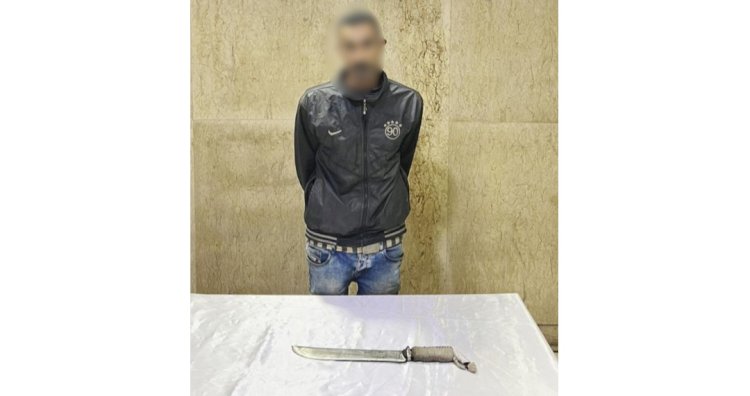 نكشف فيديو  قيام بلطجي بممارسة أعمال البلطجة وإتلاف دراجة مواطن بالقاهرة