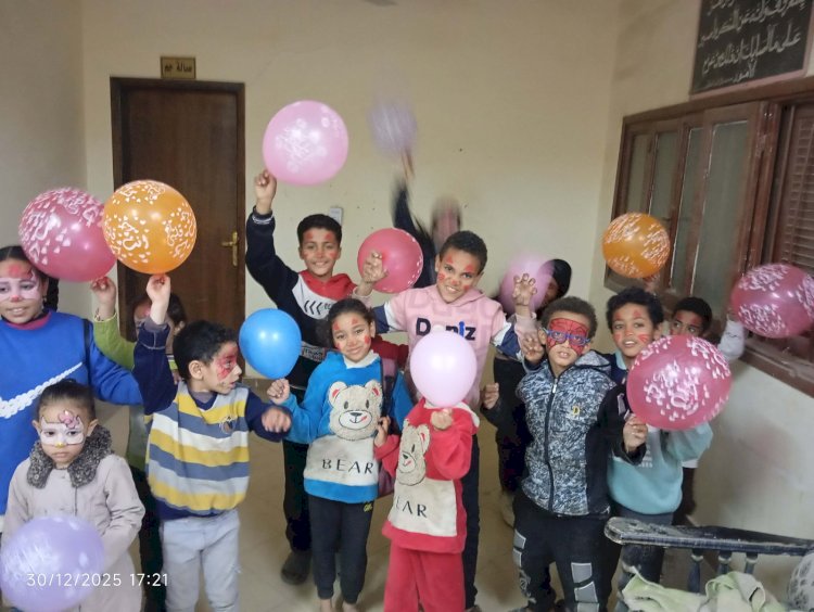 مركز شباب الديمقراط بالأقصر يحتفل بأعياد الطفولة وسط أجواء من البهجة