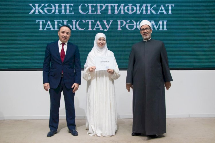 الجامعة المصرية بكازاخستان تحتفل بتخريج الدفعة الأولى من مركز "تراث"