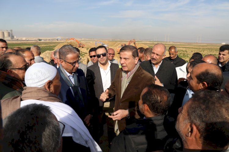 لإنهاء أزمة "قوتة" فاروق والانصاري يتفقدان اعمال الصرف والري بزمام الـ 16 ألف فدان