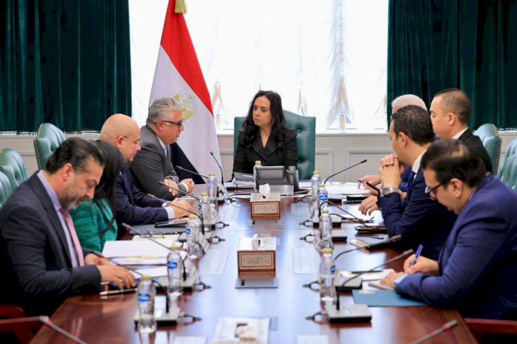 "مايا وجمال الدين" يبحثان التعاون وتوفير فرص عمل لأسر برنامج "تكافل وكرامة"