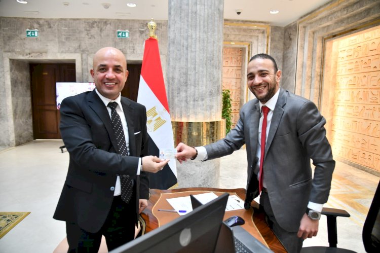 النائب إسماعيل موسى بعد استخراج الكارنيه: البرلمان يمثل كل طوائف الشعب