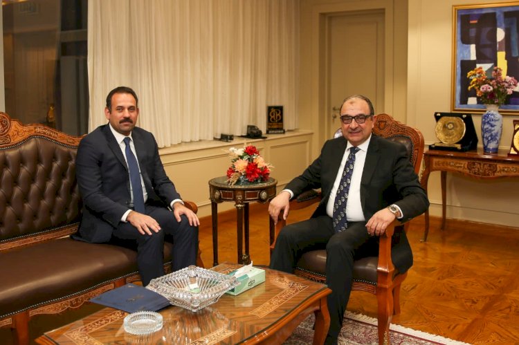 وزير قطاع الأعمال يستقبل رئيس جهاز مستقبل مصر لبحث تعزيز التعاون المشترك