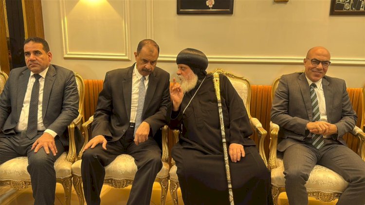 محافظ سوهاج يزور مطرانيات البلينا وجرجا للتهنئة بعيد الميلاد المجيد