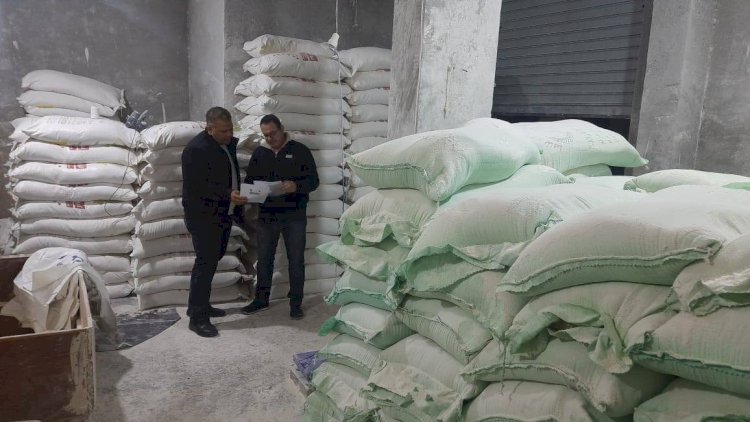 تموين المنيا يحرر 140 محضرًا ويضبط أكثر من طن ونصف دقيق مدعم