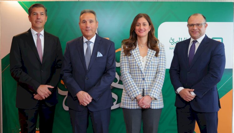 من خلال إدارته 33 صفقة تمويلية "البنك الأهلي" الأول في السوق المصرفي المصري