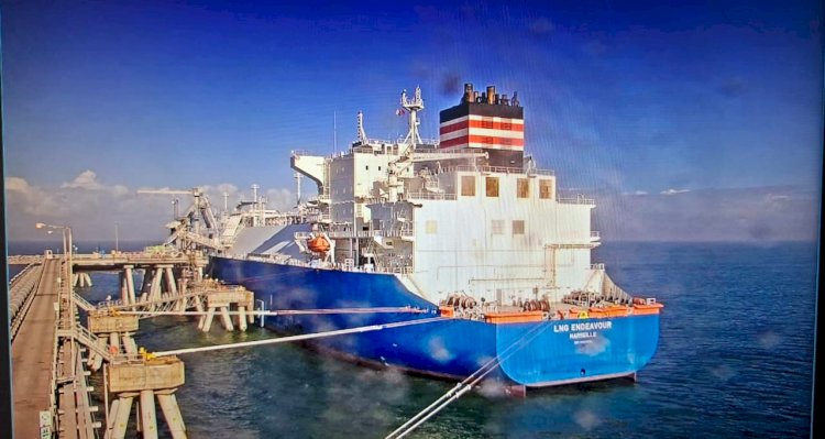 تصدير  شحنة غاز مسال جديدة من مجمع إدكو إلي كندا