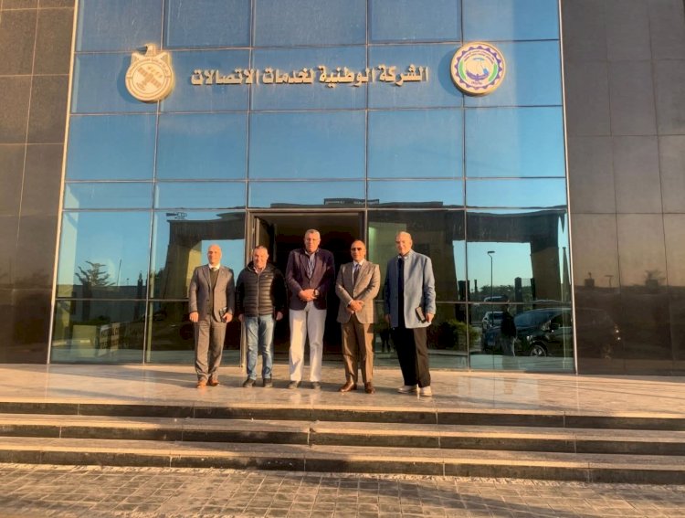 نائب محافظ المنيا يبحث مع الوطنية لخدمات الاتصالات الاستفادة من التحول الرقمي