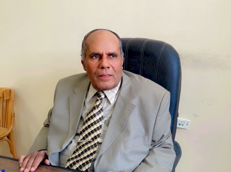 الشاعر الدكتور مصطفي رجب يكتب : ذكاء الإمام مالك واجتهاد الإمام الشافعي