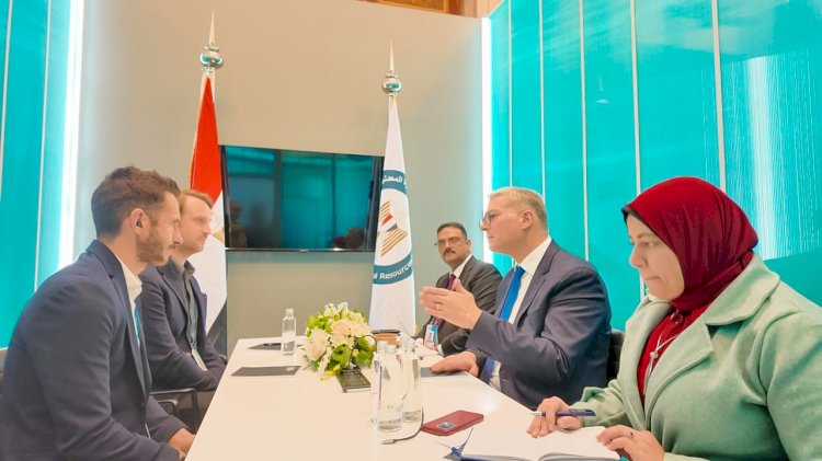 وزير البترول يبحث مع "باريك جولد" برنامج عملها لإستكشاف الذهب