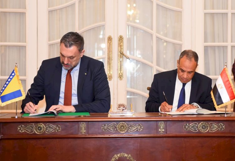 وزيرا الخارجية المصرى والبوسنى يبحثان سبل تعزيز العلاقات الثنائية