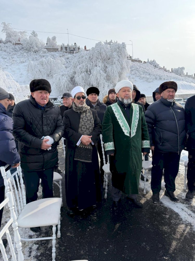 الجامعة المصرية للثقافة الإسلامية تشارك في تشييع المفتي الأسبق لكازاخستان
