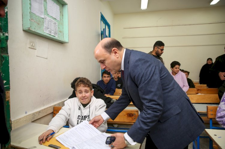 محافظ كفرالشيخ يتابع سير امتحانات الشهادة الإعدادية