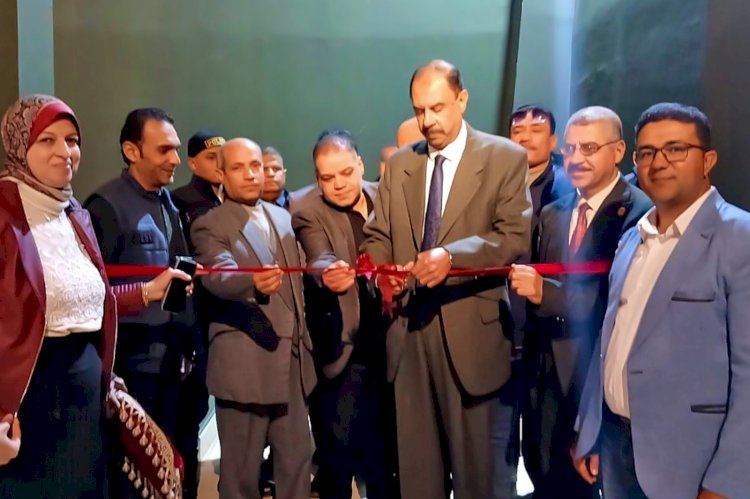 محافظ سوهاج يفتتح معرض مكتشفات الآثاريين المصريين بمتحف سوهاج القومي