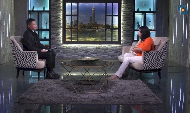 اللقاء الكامل للشاعرة حنان شاهين ببرنامج في حضرة المساء بقناة البلد السودانية