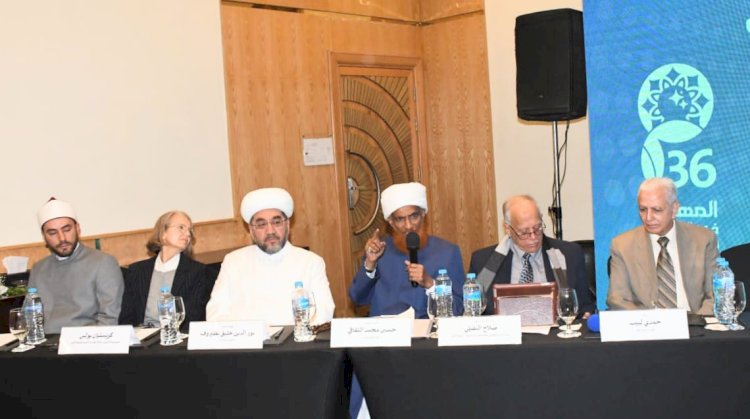 المهن في حضارات وشعوب العالم عنوان الجلسة  التاسعة لمؤتمر الأعلى للشئون الإسلامية