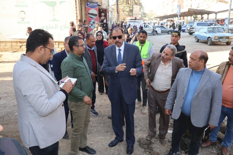 محافظ سوهاج يتابع استكمال كوبري مشاة الثلاث كباري ومحطة صرف سيتي