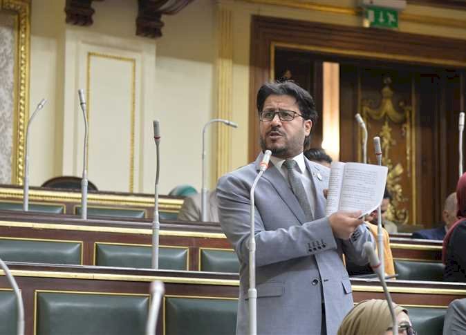 النائب بلال يتقدم بطلب إحاطة بشأن سياسة الإسكان في تخصيص الوحدات السكنية للنقابات