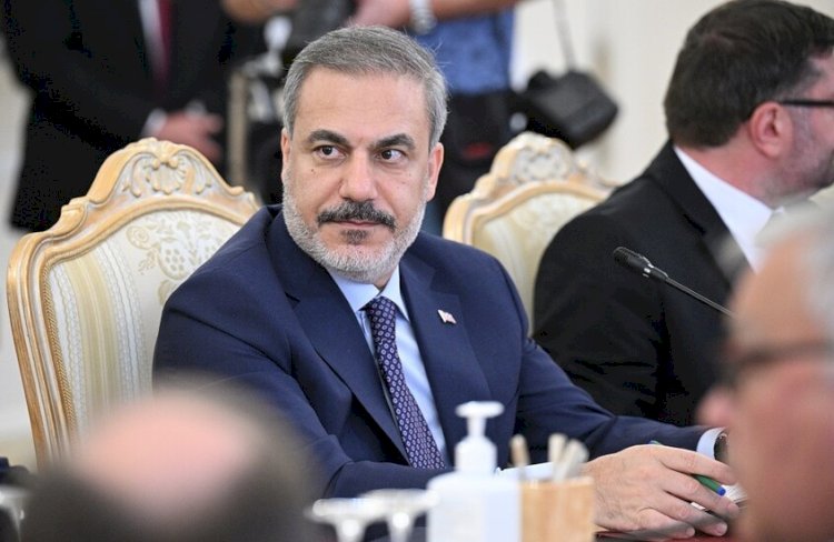 وزير خارجية تركيا: إيران مستعدة تماما لأسوأ السيناريوهات