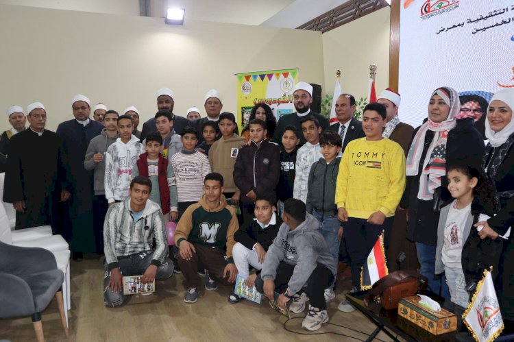 «كن متميزًا» ندوة ثقافية ضمن برنامج «مجلس لكل طفل» بمعرض الكتاب