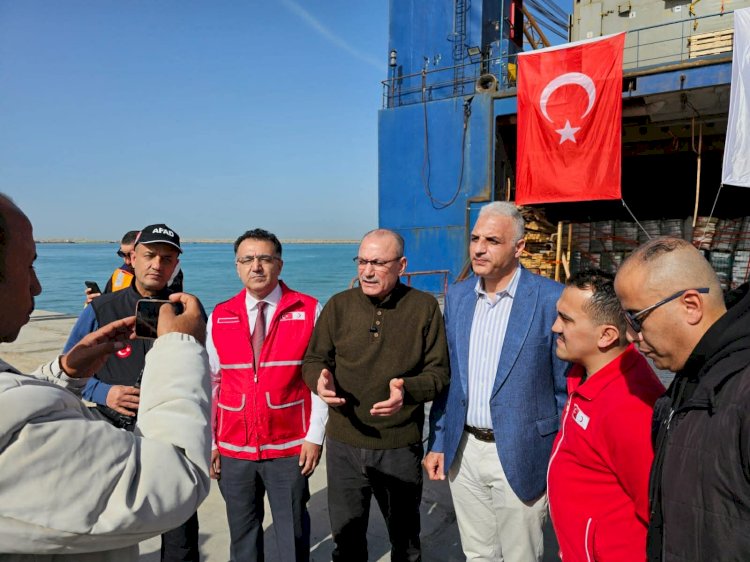 وصول "سفينة الخير العشرين" التركية إلى ميناء العريش محمّلة بـ1400 طن من المساعدات لغزة