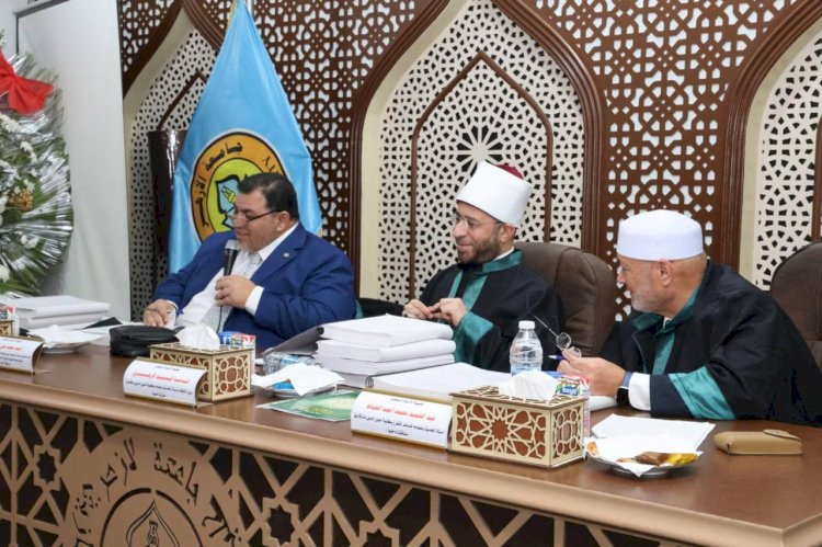 وزير الأوقاف يشارك في مناقشة رسالة ماجستير بكلية أصول الدين والدعوة بالزقازيق