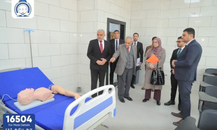 بدء الدراسة بكليتي الصيدلة وتكنولوجيا العلوم الصحية بجامعة الريادة