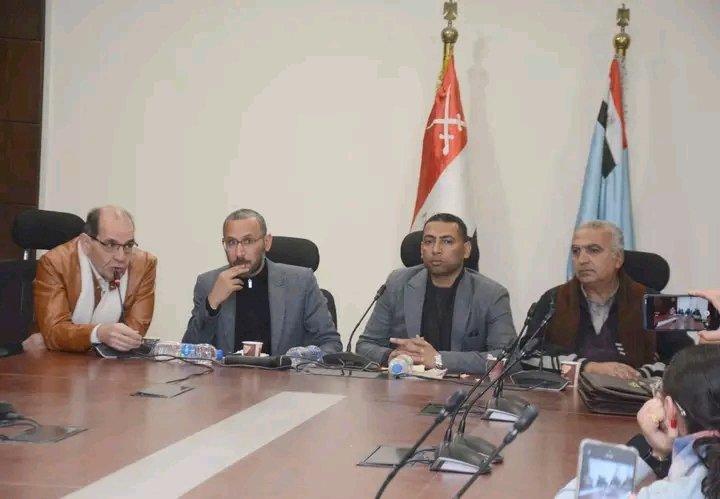 مناقشة "خرائط الوحدة" لـ محمود عبد الدايم بمعرض الكتاب