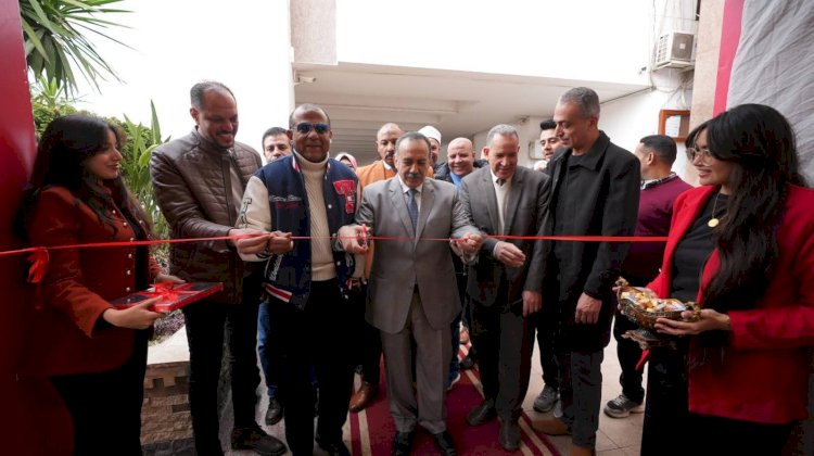 محافظ أسيوط يفتتح معرض «مصانع دمياط للأثاث» أمام ديوان عام المحافظة