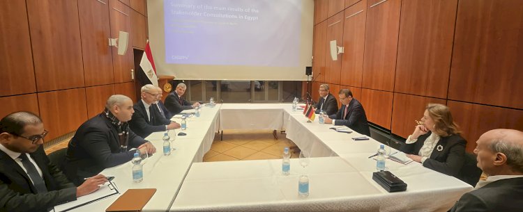 وزير الزراعة يبحث تحويل التعاونيات الزراعية إلى كيانات اقتصادية