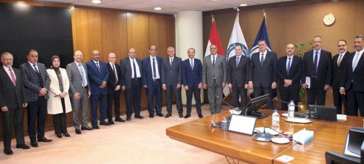 مناقشة خطط بترونفرتيتى واعتماد الموازنات التخطيطية لشقير البحرية وجنوب الضبعة للبترول