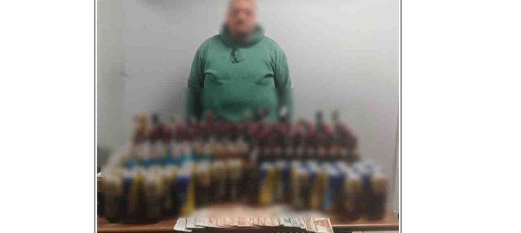 ضبط المتهم ببيع خمور مغشوشة ومجهولة المصدر بالدقهلية