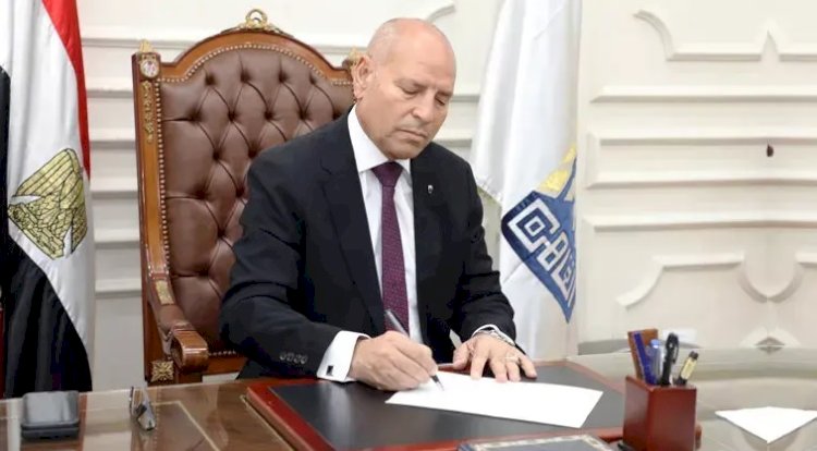 مليار مبروك تجديد الثقة بالدكتور ابراهيم صابر محافظا للقاهرة