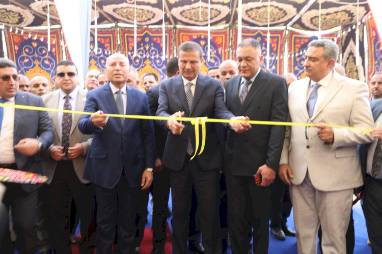 " فاروق وصابر" يفتتحان معرض السلع والمنتجات الغذائية بميدان باب الشعرية