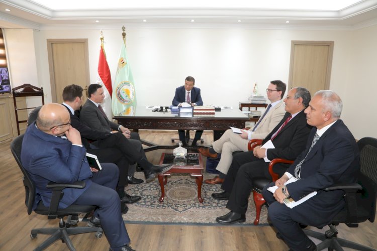 وزير الزراعة يبحث مع "باير" آفاق التعاون في البحوث التطبيقية