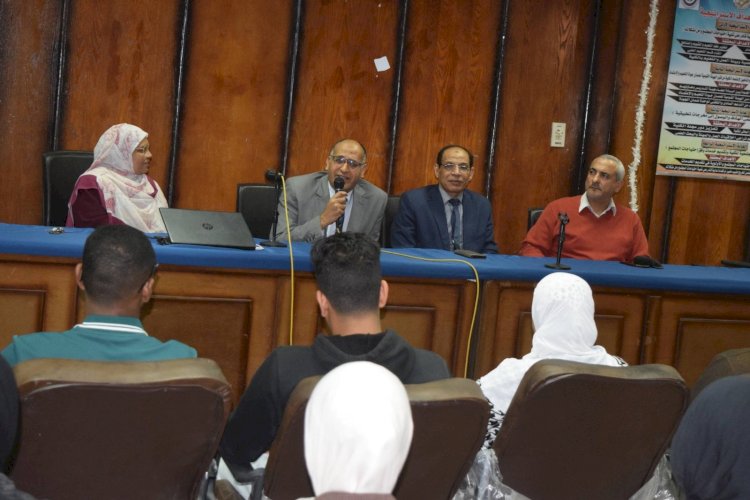 تواصل انشطة الاسبوع البيئي الثامن عشر بجامعة قنا