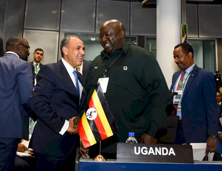 وزير الخارجية يلتقي وزير الدولة للشئون الخارجية الأوغندي لتعزيز التعاون