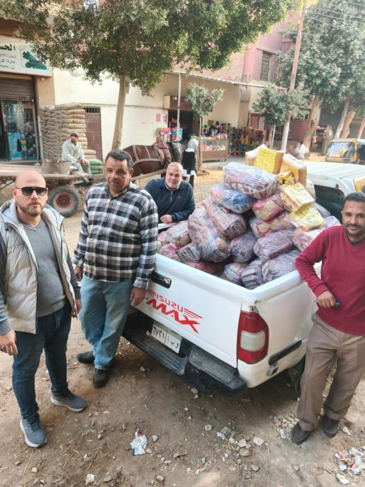 ضبط مركز تعبئة سكر لقيامه بتعبئة سكر ناقص وزن ببني سويف