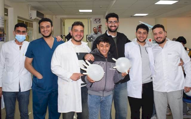 أسنان الجامعة المصرية الروسية تنظم قافلة ويوم علاجى لتلاميذ مدينة بدر
