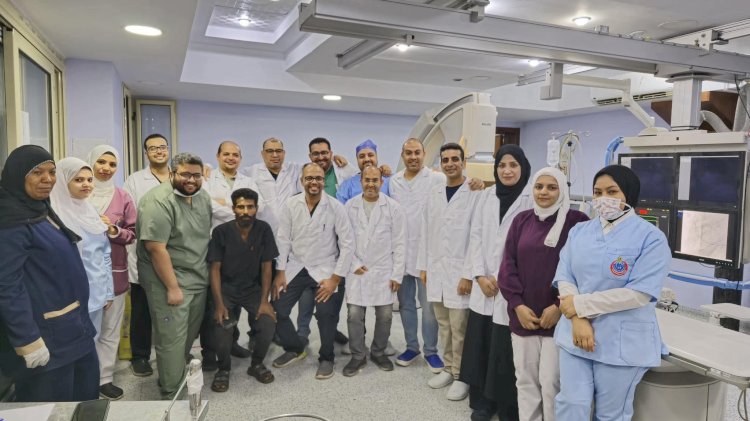 قسطرة قلبيه عاجلة تنقذ شابًا في العقد الثالث داخل مستشفى قنا العام