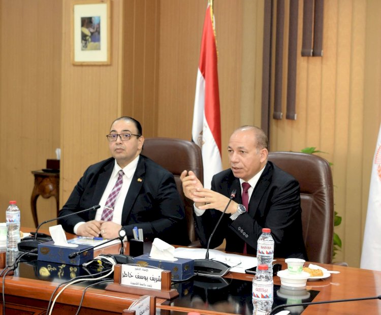 رئيس جامعة كفر الشيخ باللجنة العليا لتحالف الدلتا للصناعات الغذائية والألبان