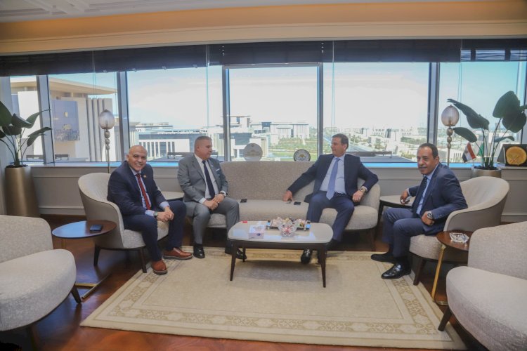 وزير الزراعة يستقبل لجنة الزراعة والري بمجلس الشيوخ