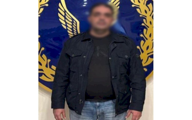 نكشف فيديو تعدي مالك مصنع على فرد أمن  بأحد المجمعات السكنية بالقاهرة