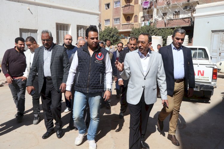 محافظ سوهاج يتفقد مستشفى جرجا الجديدة ويتابع مستوى الخدمات بالحميات